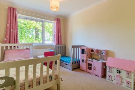 2 bedroom Flat for sale in North Road, Maidenhead, SL6