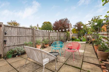 2 bedroom Semi-detached house for sale in Penyston Road, Maidenhead, SL6