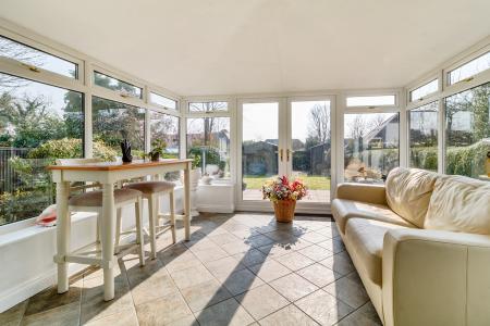 3 bedroom Bungalow for sale in Pinkneys Road, Maidenhead, SL6