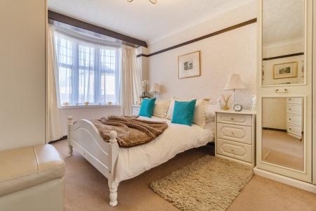 3 bedroom Bungalow for sale in Pinkneys Road, Maidenhead, SL6