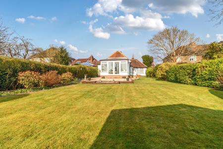 3 bedroom Bungalow for sale in Pinkneys Road, Maidenhead, SL6