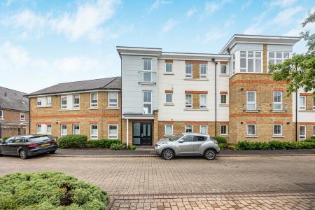 Raven Drive, Boulters Meadow, Maidenhead, SL6