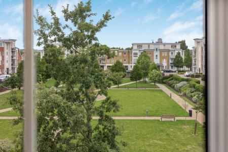 2 bedroom Flat for sale in Raven Drive, Boulters Meadow, Maidenhead, SL6