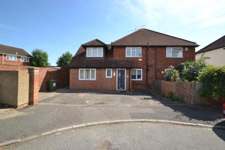 School Lane, Maidenhead, SL6