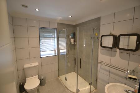 1 bedroom House share to let in School Lane, Maidenhead, SL6