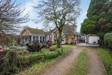 4 bedroom Detached house for sale in Little Frieth, Henley on Thames, Frieth, RG9