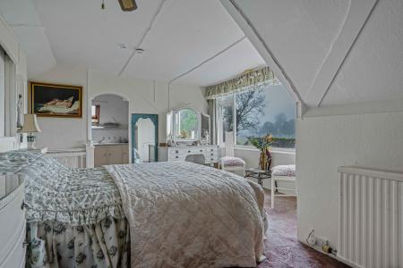 4 bedroom Detached house for sale in Little Frieth, Henley on Thames, Frieth, RG9