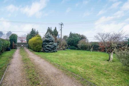 4 bedroom Detached house for sale in Little Frieth, Henley on Thames, Frieth, RG9