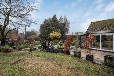 4 bedroom Detached house for sale in Little Frieth, Henley on Thames, Frieth, RG9