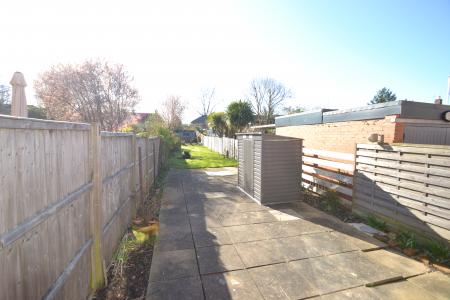 2 bedroom Terraced House to let in Penyston Road, Maidenhead, SL6