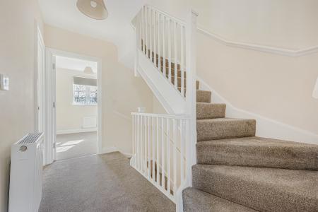 4 bedroom Semi-detached house to let in Kingsquater, Maidenhead, SL6