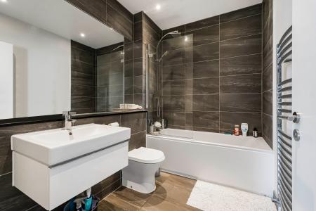 1 bedroom Flat for sale in York Road, Maidenhead, SL6