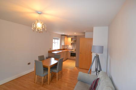 2 bedroom Flat to let in Witchford Gate, Maidenhead, SL6