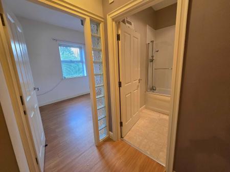 1 bedroom Flat to let in Bury Old Road, Prestwich, M25