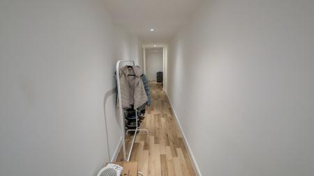 2 bedroom Flat for sale in W3, Whitworth Street West