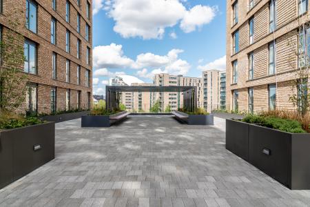 2 bedroom Apartment for sale in Wharf End, Salford, M17