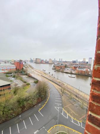 2 bedroom Apartment for sale in Wharf End, Salford, M17