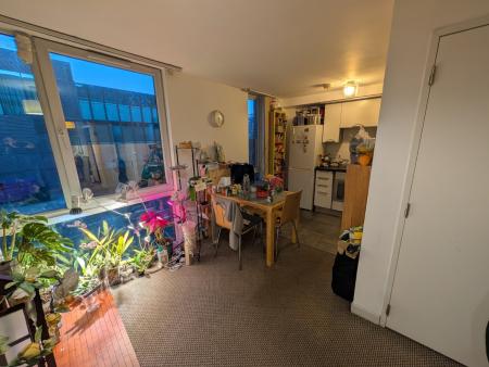 2 bedroom Flat for sale in 44 Higher Cambridge Street, Manchester, M15