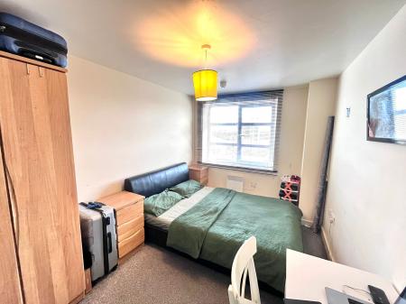 2 bedroom Flat to let in Spindletree Avenue, Manchester, M9
