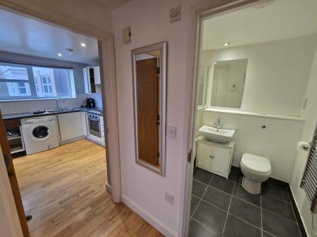 1 bedroom Flat to let in Spindletree Avenue, Manchester, M9