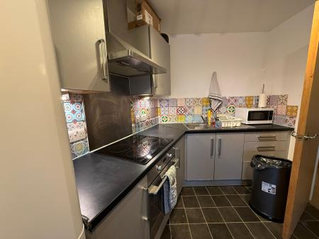2 bedroom Flat to let in Stillwater Drive, Manchester, M11