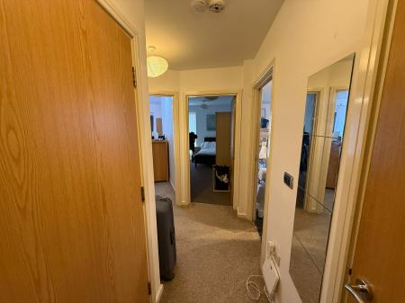 2 bedroom Flat to let in Stillwater Drive, Manchester, M11