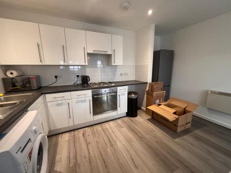 2 bedroom Flat to let in Ordsall Lane, Manchester, M5