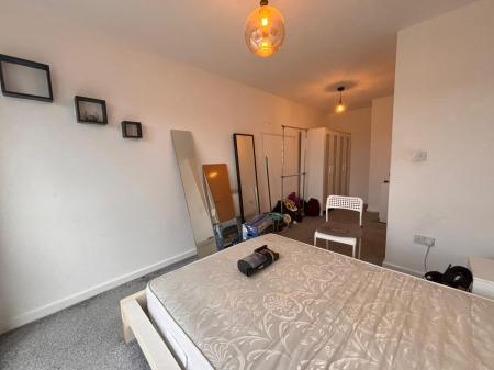 2 bedroom Flat to let in Ordsall Lane, Manchester, M5