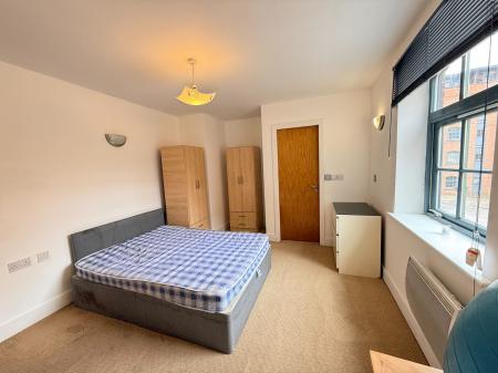 2 bedroom Flat to let in 37 Chapeltown Street, Manchester, M1