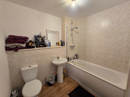 1 bedroom Flat to let in Pilgrims Way, Manchester, Salford, M50