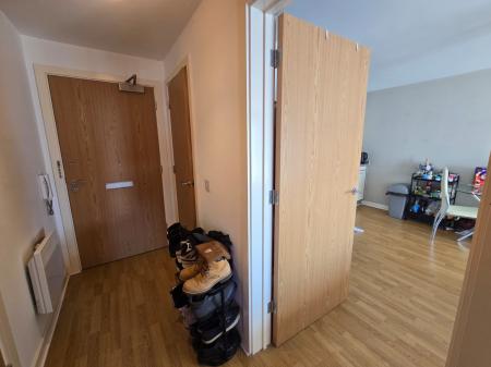 1 bedroom Flat to let in Pilgrims Way, Manchester, Salford, M50