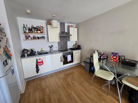 1 bedroom Flat to let in Pilgrims Way, Manchester, Salford, M50