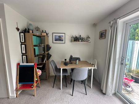 3 bedroom Semi-detached house to let in Georgette Drive, Salford, M3