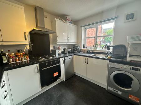 3 bedroom Semi-detached house to let in Georgette Drive, Salford, M3