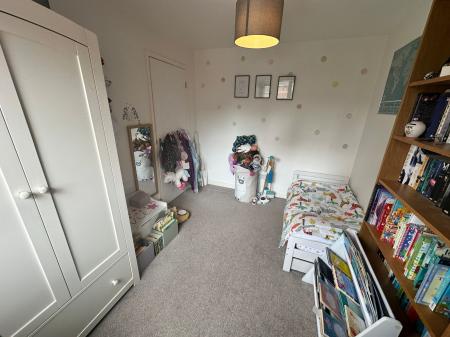 3 bedroom Semi-detached house to let in Georgette Drive, Salford, M3