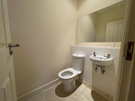 2 bedroom Flat for sale in 511 Bury Old Road, Manchester, M25