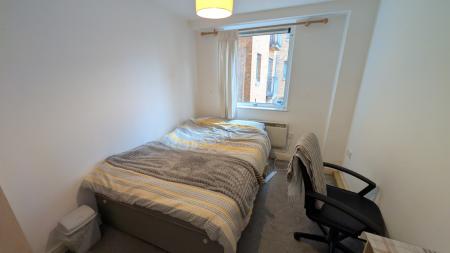 2 bedroom Flat to let in Whitworth Street West, Manchester, M1