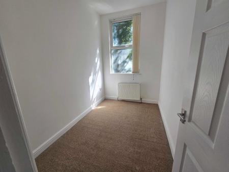 1 bedroom Flat to let in St Marys Hall Road, Manchester, M8