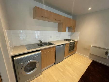 2 bedroom Flat to let in Ordsall Lane, Manchester, M5