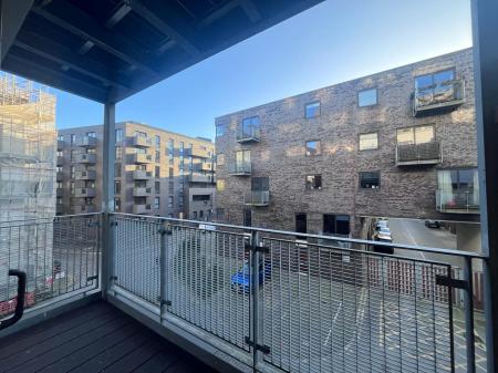 1 bedroom Flat for sale in 1 Issac Way, Manchester, M4