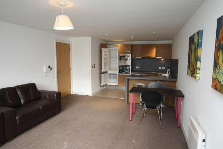 2 bedroom Flat to let in 21 Lord Street, Manchester, M4