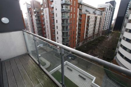 2 bedroom Flat to let in 21 Lord Street, Manchester, M4