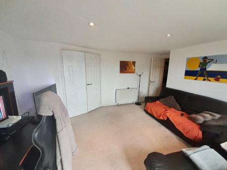 2 bedroom Flat to let in 2 Middlewood Street, Salford, M5