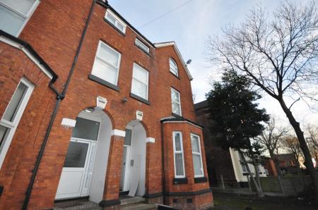 2 bedroom Flat to let in St Marys Hall Road, Manchester, M8