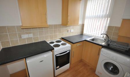 2 bedroom Flat to let in St Marys Hall Road, Manchester, M8