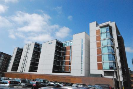2 bedroom Flat to let in Hill Quays, Jordan Street