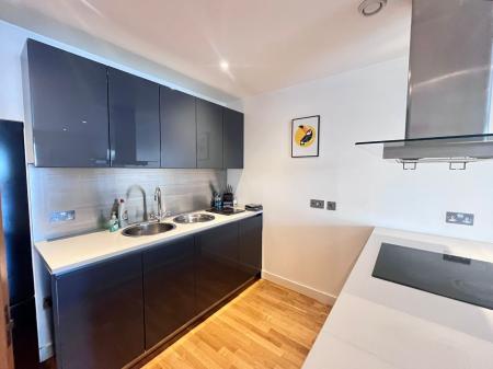1 bedroom Flat to let in Brewer Street, Manchester, M1