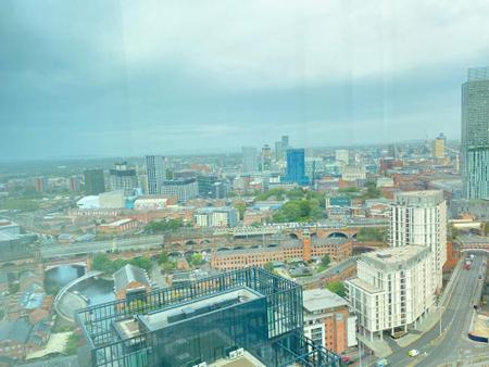 2 bedroom Apartment to let in The Blade