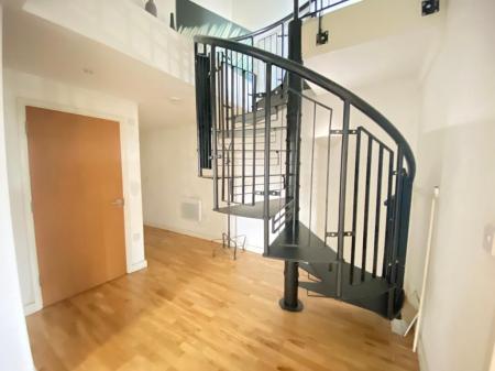 3 bedroom Flat to let in Spindletree Avenue, Manchester, M9