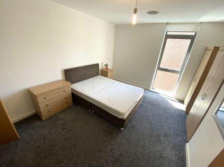 2 bedroom Flat to let in 6 Ludgate Hill, Manchester, M4